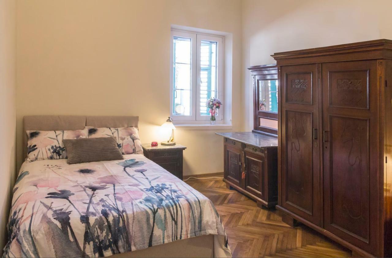 Apartman Natalia Tivat Exterior foto